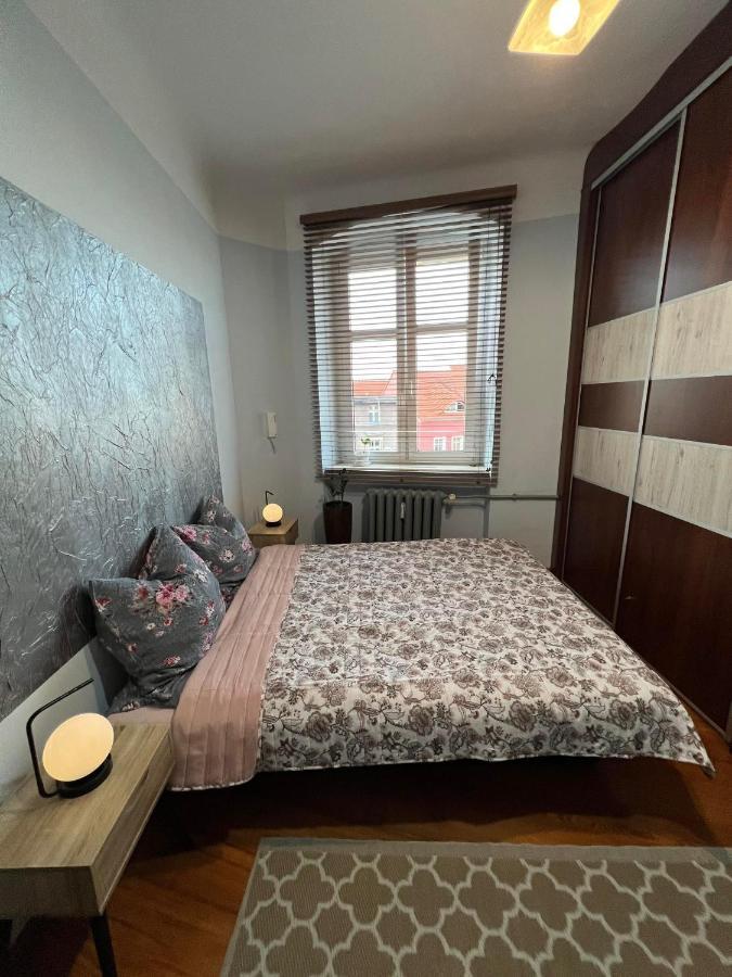 Jednosci Hostel 지엘로나구라 외부 사진