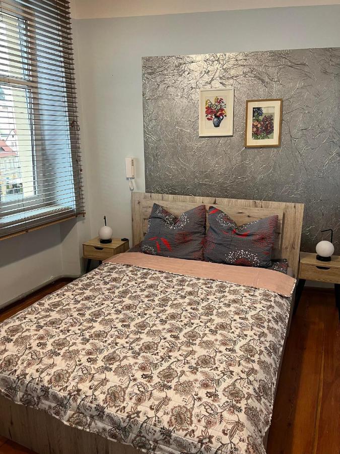 Jednosci Hostel 지엘로나구라 외부 사진